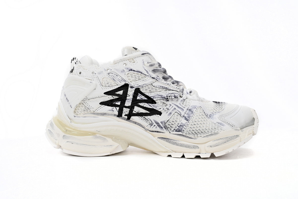 Balenciaga Runner Graffiti White 677402W3RBQ9010